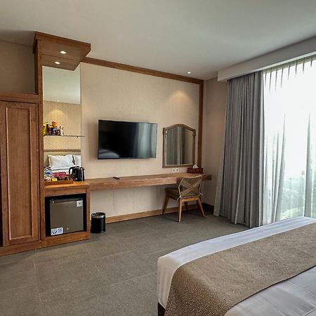 Kesembu Tabebuya Resto & Resort מראה חיצוני תמונה
